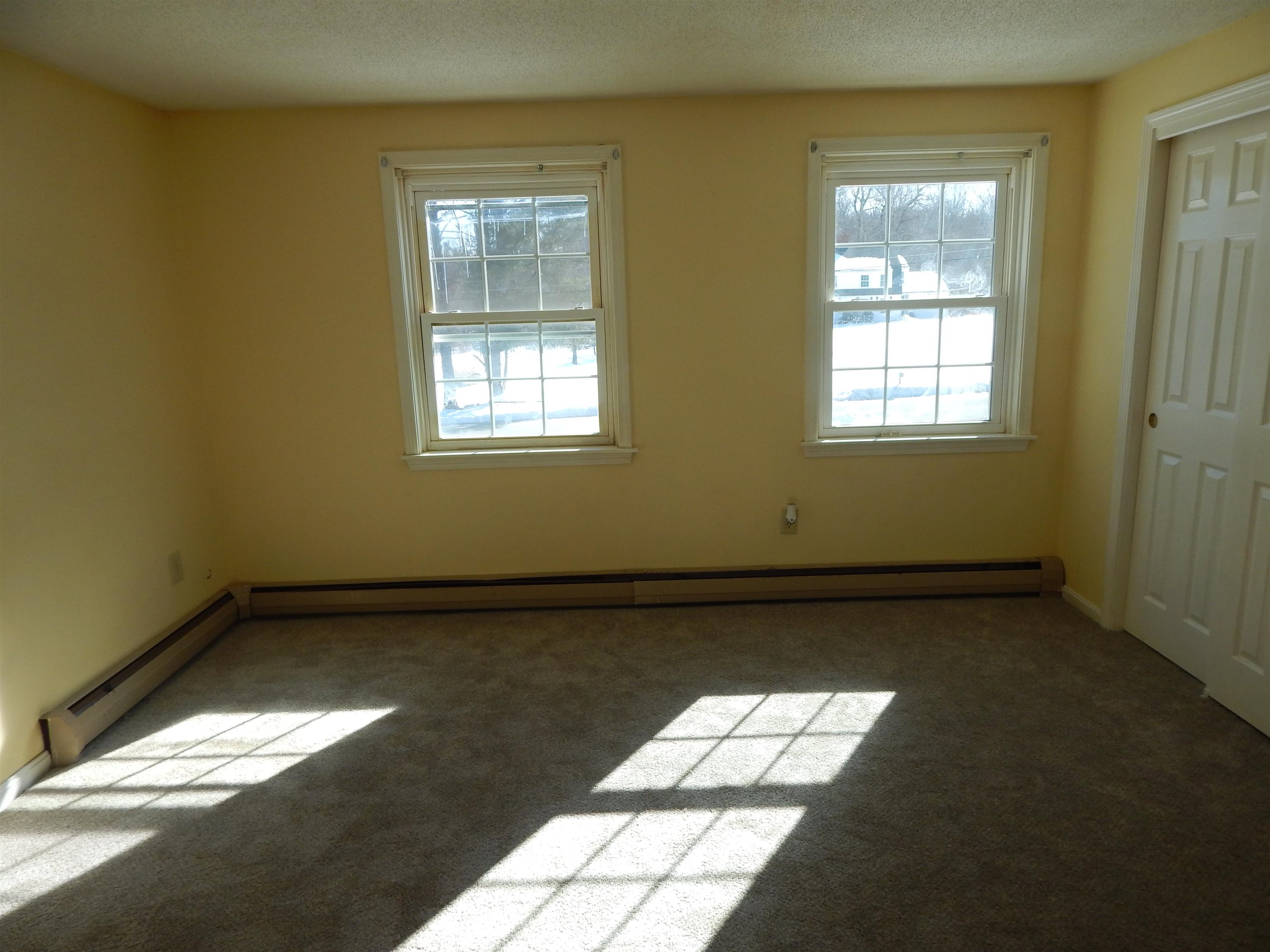 3 R Bonnie Lane Derry, NH 03038 - Photo 28 of 40