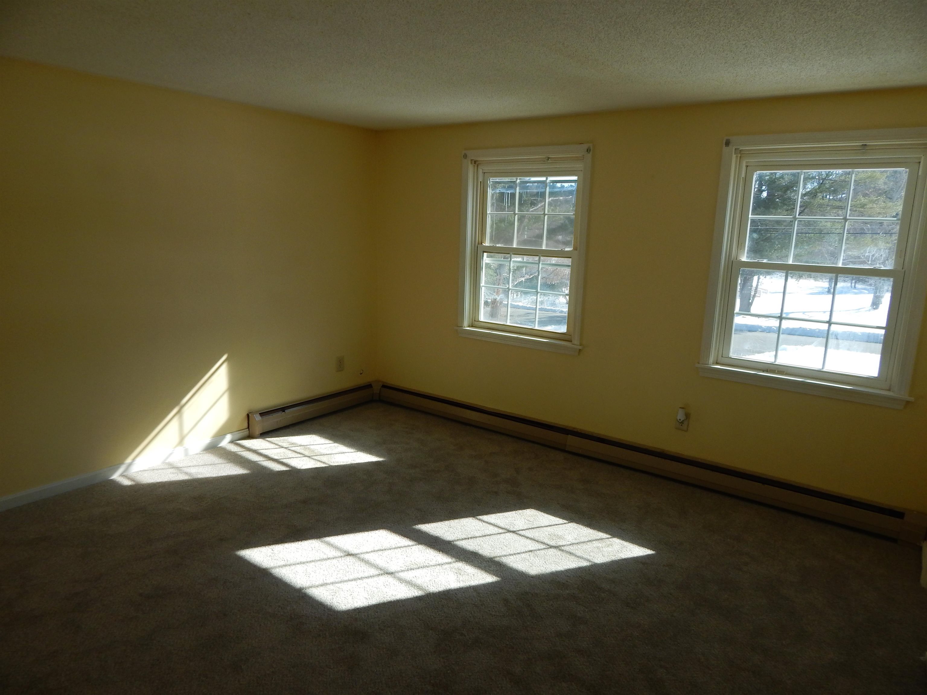 3 R Bonnie Lane Derry, NH 03038 - Photo 29 of 40