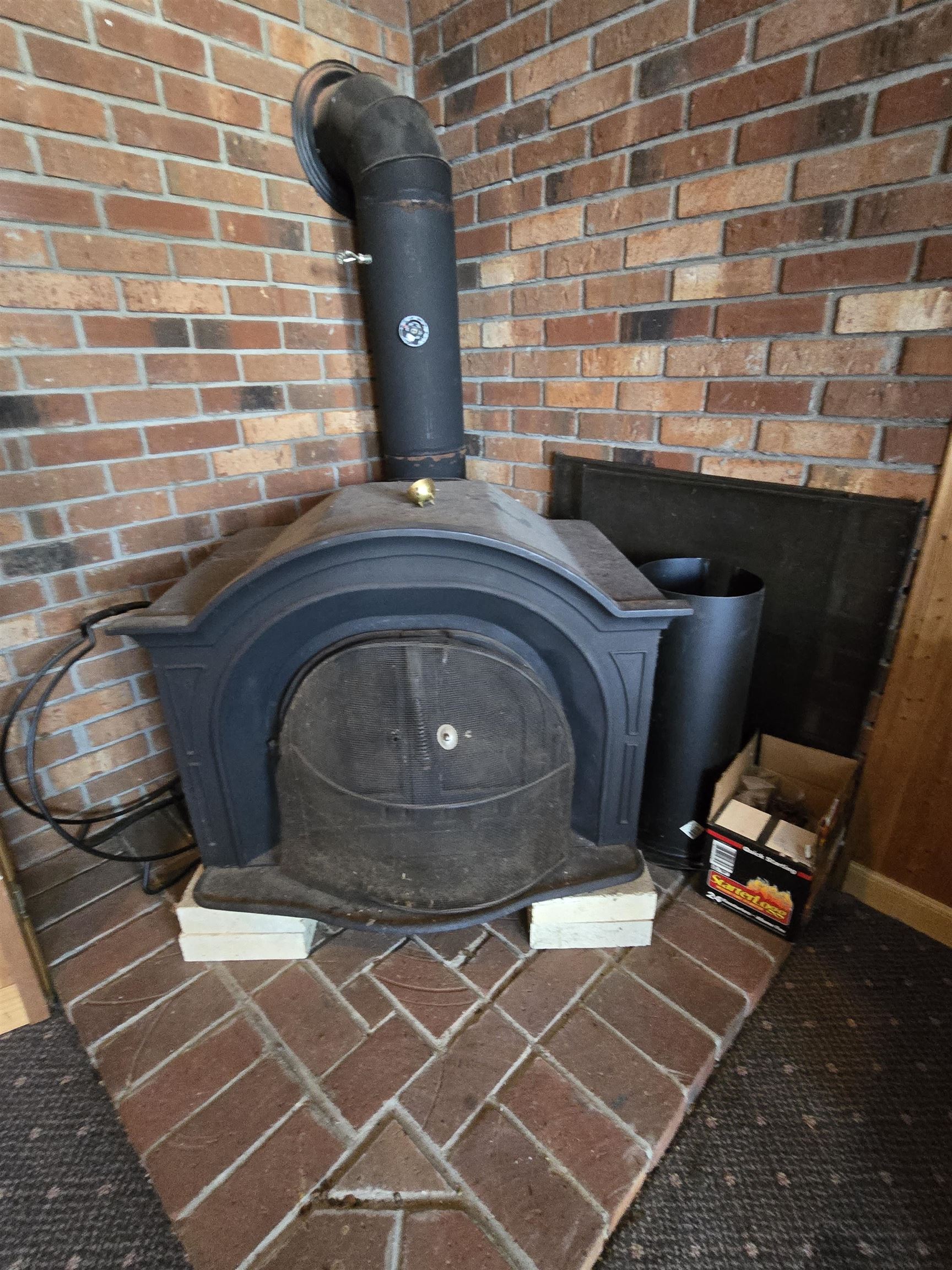 3 R Bonnie Lane Derry, NH 03038 - Photo 33 of 40