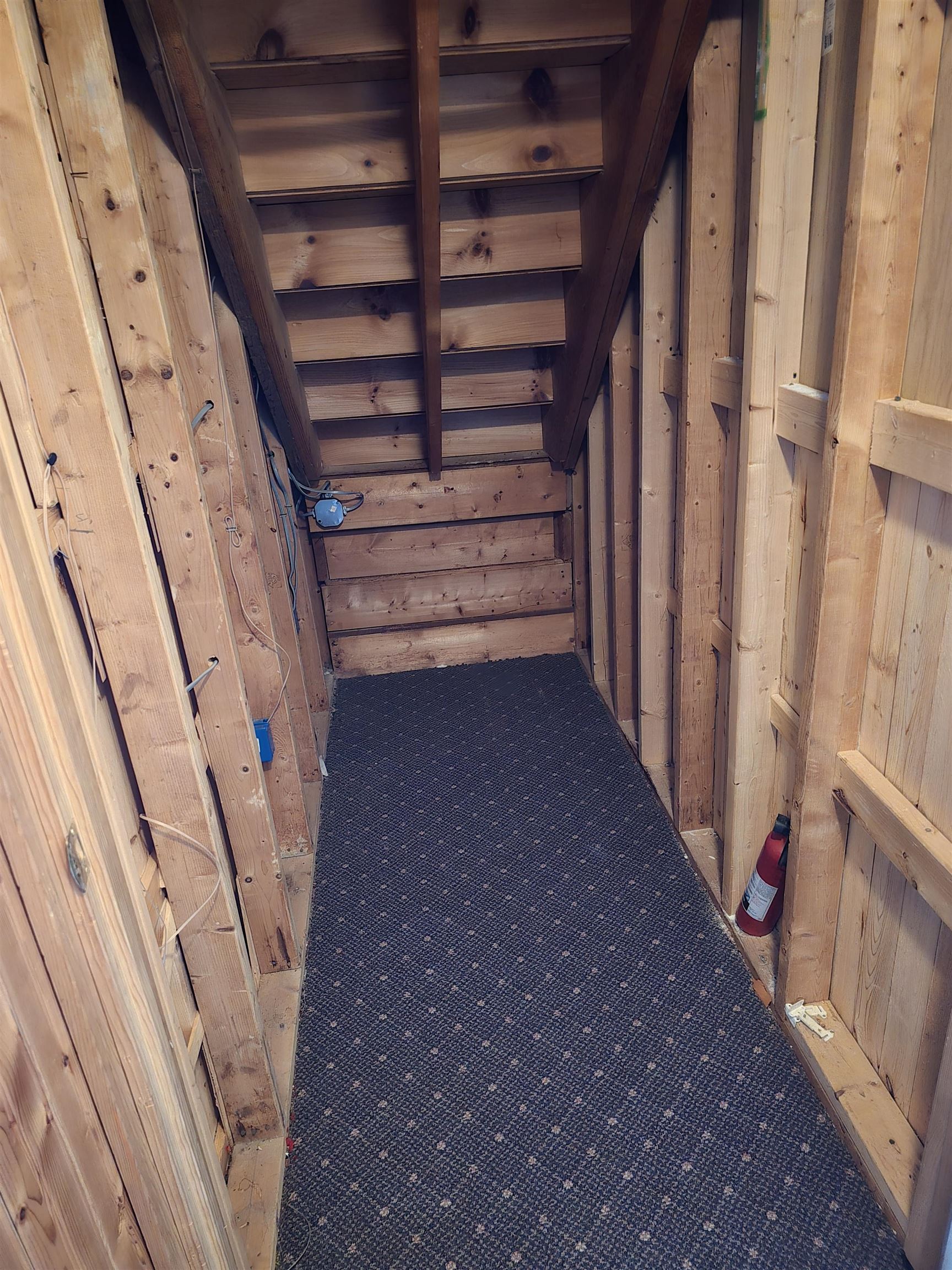 3 R Bonnie Lane Derry, NH 03038 - Photo 35 of 40