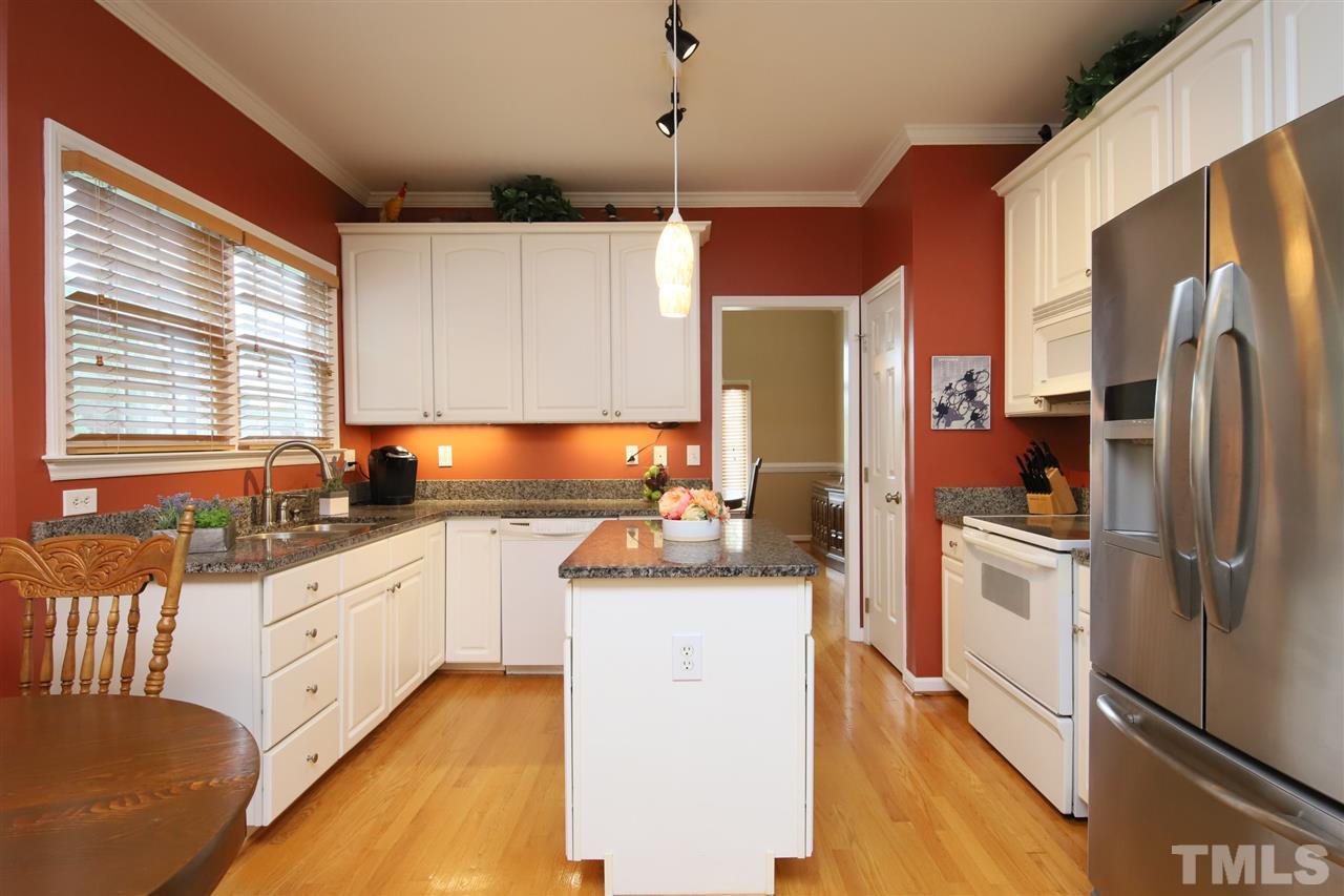 2609 Westmill Court Raleigh, NC 27613 - Photo 13 of 30
