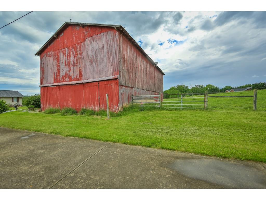 480 Painter Road Fall Branch, TN 37656 - Photo 19 of 22 Photo 20