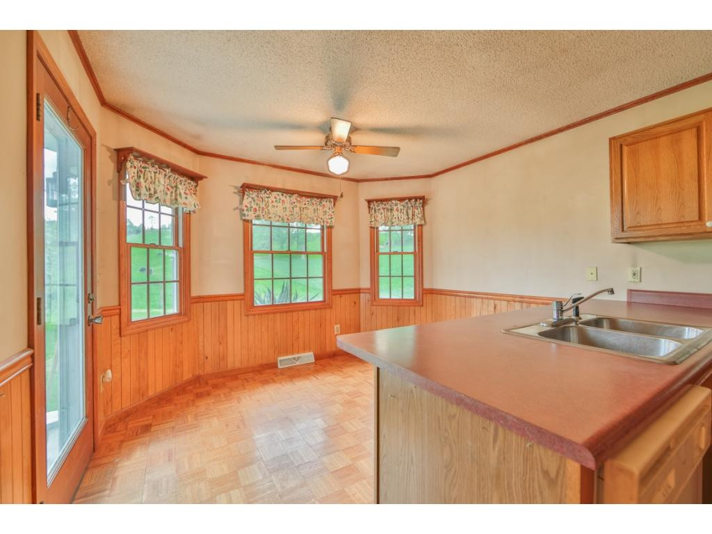 480 Painter Road Fall Branch, TN 37656 - Photo 8 of 22 Photo 9