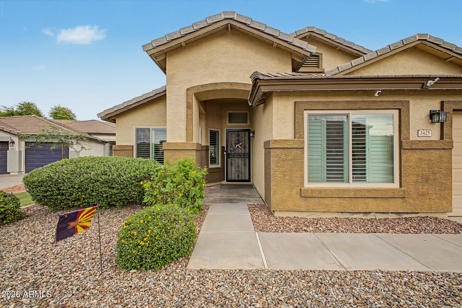 3425 South Loback Lane Gilbert, AZ 85297 - Photo 7 of 52 front view of a house