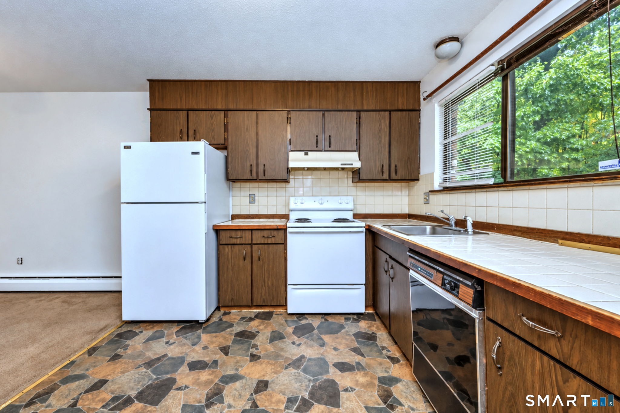 31 Kay Lane, Unit A Waterbury, CT 06708 - Photo 19 of 38 Gallery Image 19