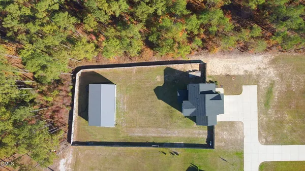 a house view with a outdoor space