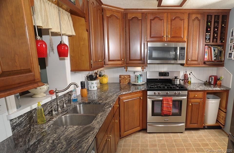 954 Hart Road Woodleaf, NC 27054 - Photo 14 of 38
