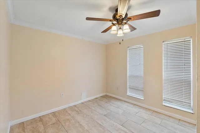 $2,350 | 16930 Stardale Lane, Friendswood, TX 77546