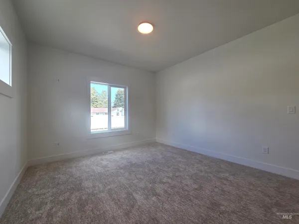 $332,465 | 550 Oxford Street, Burley, ID 83318