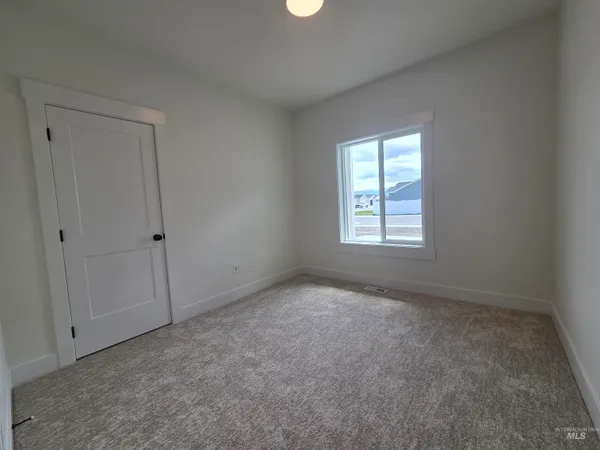 $332,465 | 550 Oxford Street, Burley, ID 83318