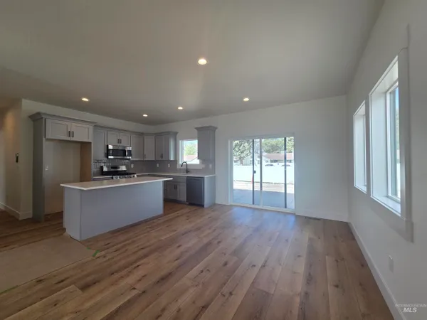 $332,465 | 550 Oxford Street, Burley, ID 83318