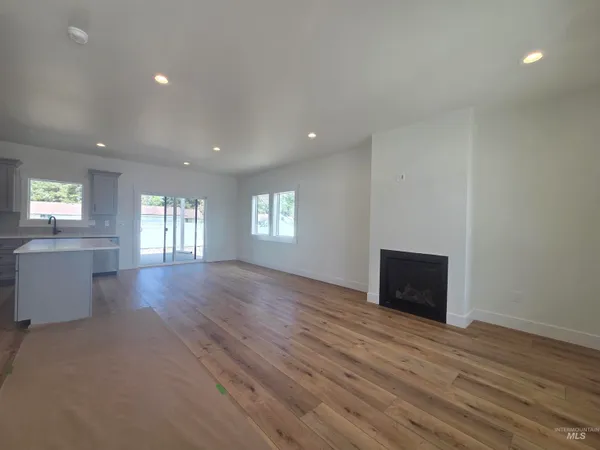 $332,465 | 550 Oxford Street, Burley, ID 83318