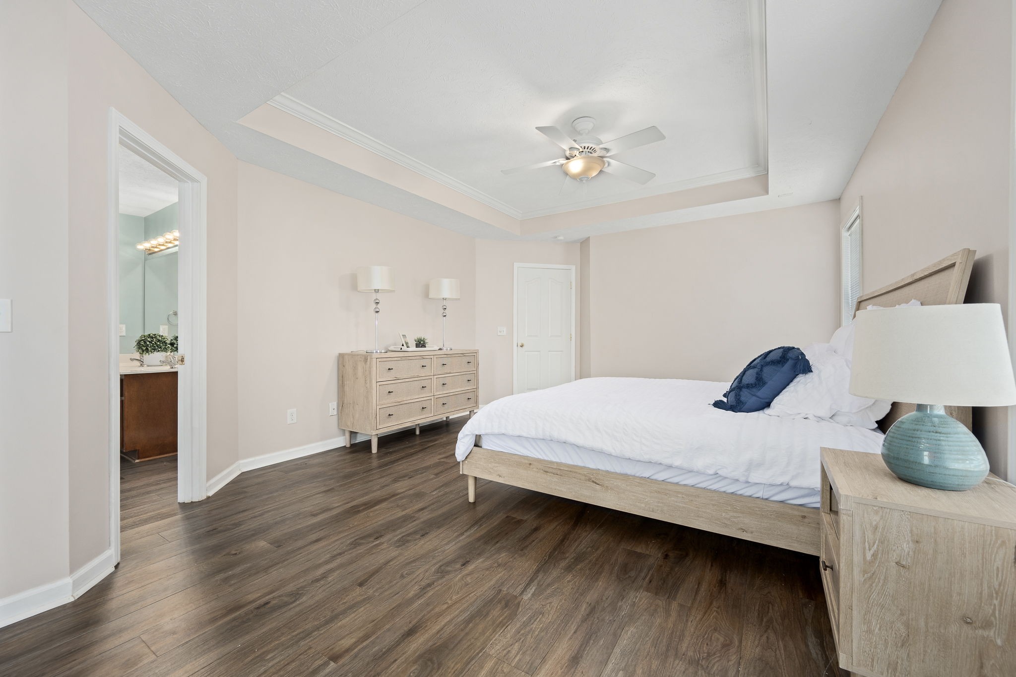 3620 Stevens Bend Drive Murfreesboro, TN 37127 - Photo 18 of 31 a bedroom with a bed and a chandelier