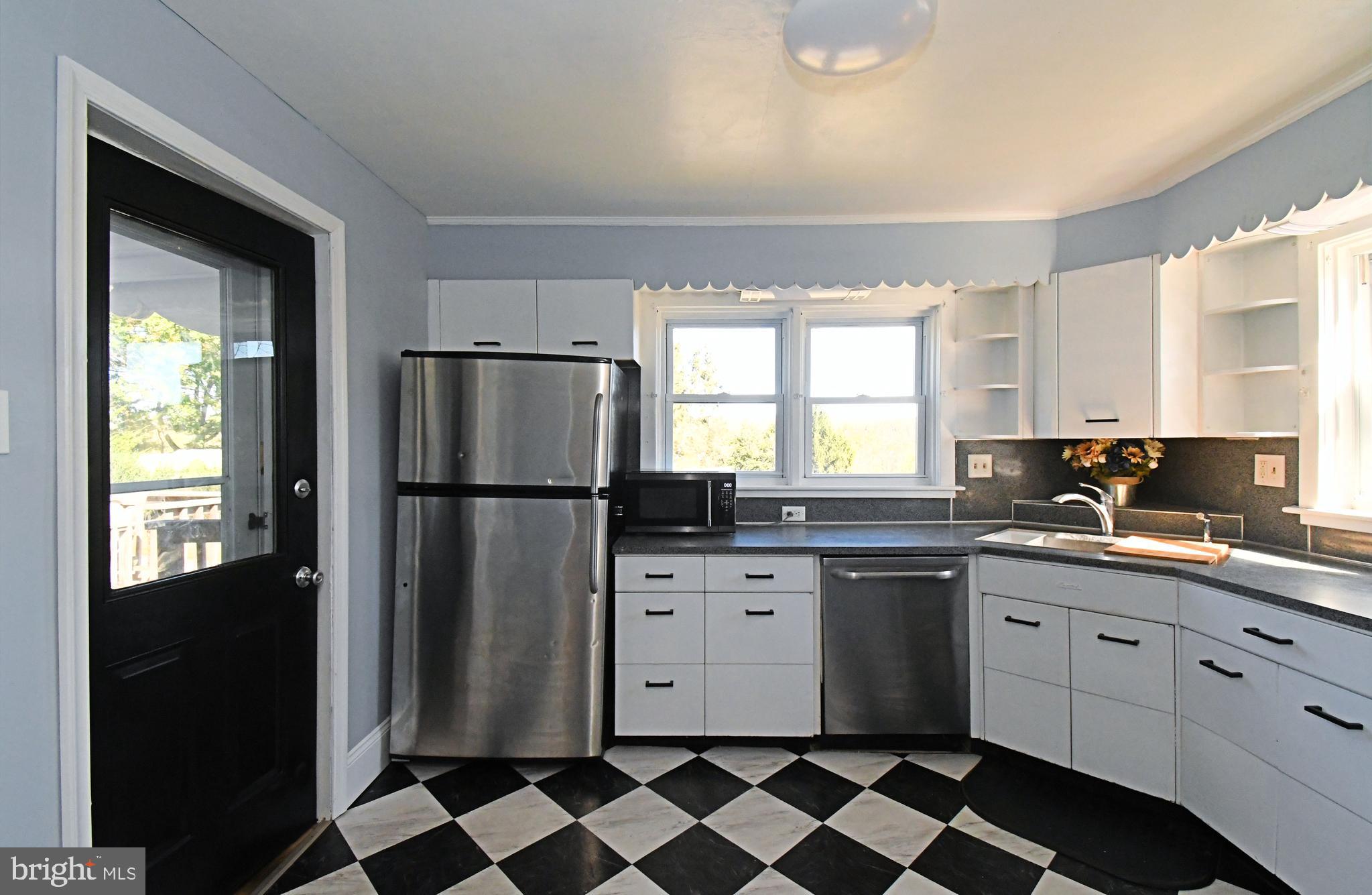 1209 Grosstown Road Pottstown, PA 19464 - Photo 17 of 57 Gallery Image 17