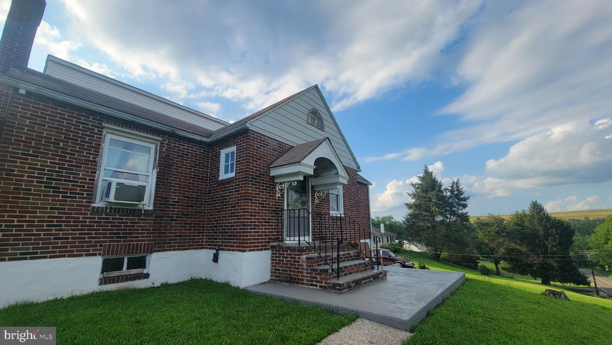 1209 Grosstown Road Pottstown, PA 19464 - Photo 2 of 57 Gallery Image 2