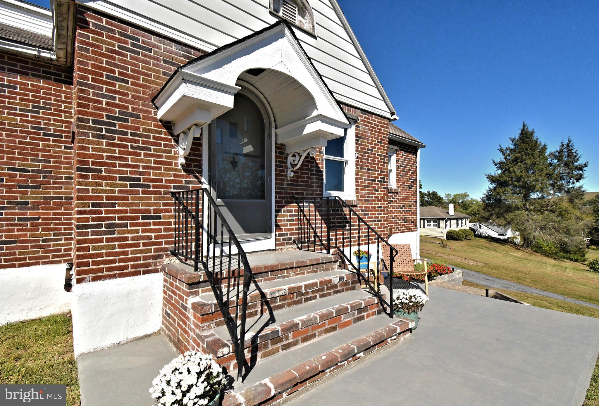 1209 Grosstown Road Pottstown, PA 19464 - Photo 3 of 57 Gallery Image 3