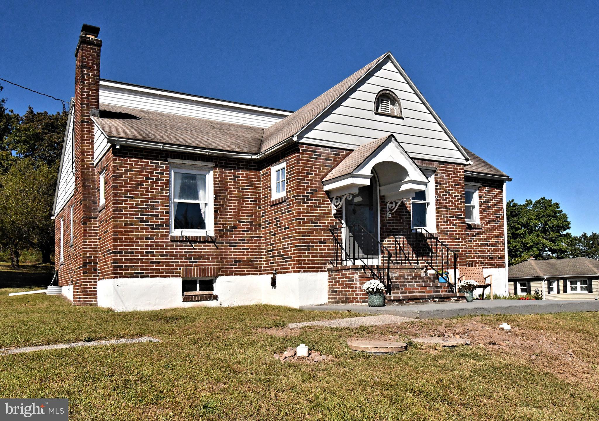 1209 Grosstown Road Pottstown, PA 19464 - Photo 4 of 57 Gallery Image 4