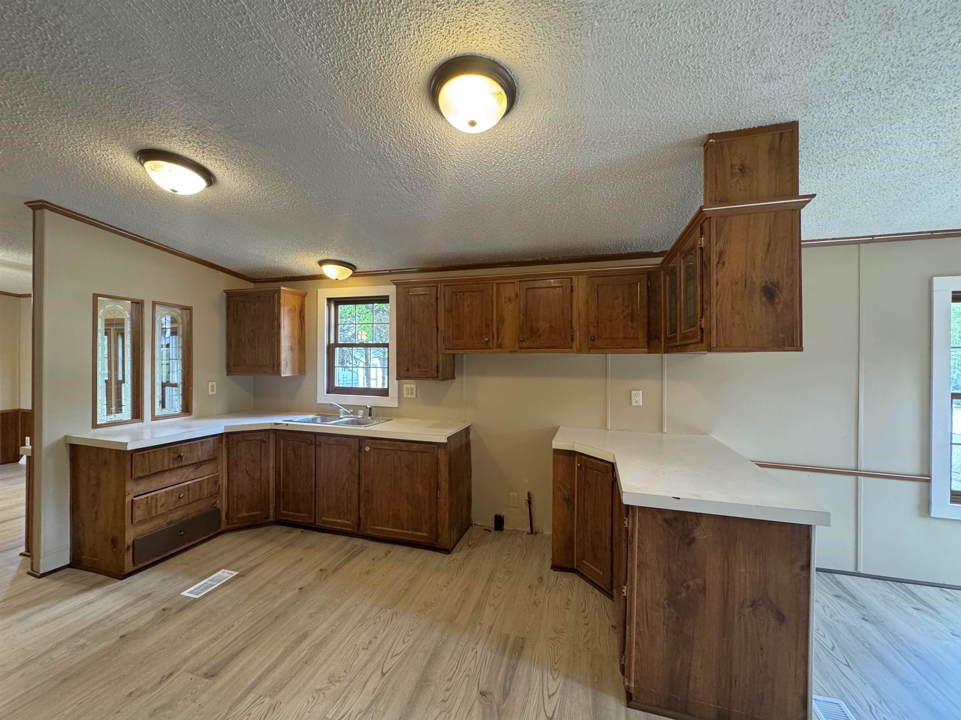2018 Edgeview Drive Monroe, WI 53566 - Photo 15 of 30