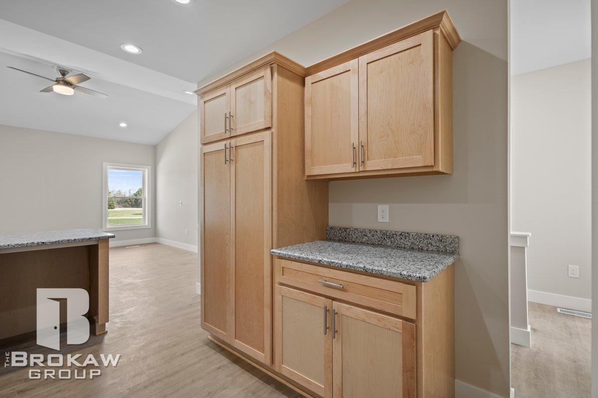 3371 Meadow Ridge Court, Unit 107 Davison, MI 48423 - Photo 20 of 40 Gallery Image 20