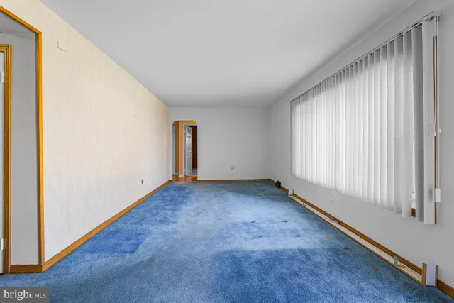 $350,000 | 14 Longview Drive, Newark, DE 19711