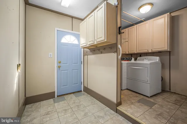 $350,000 | 14 Longview Drive, Newark, DE 19711