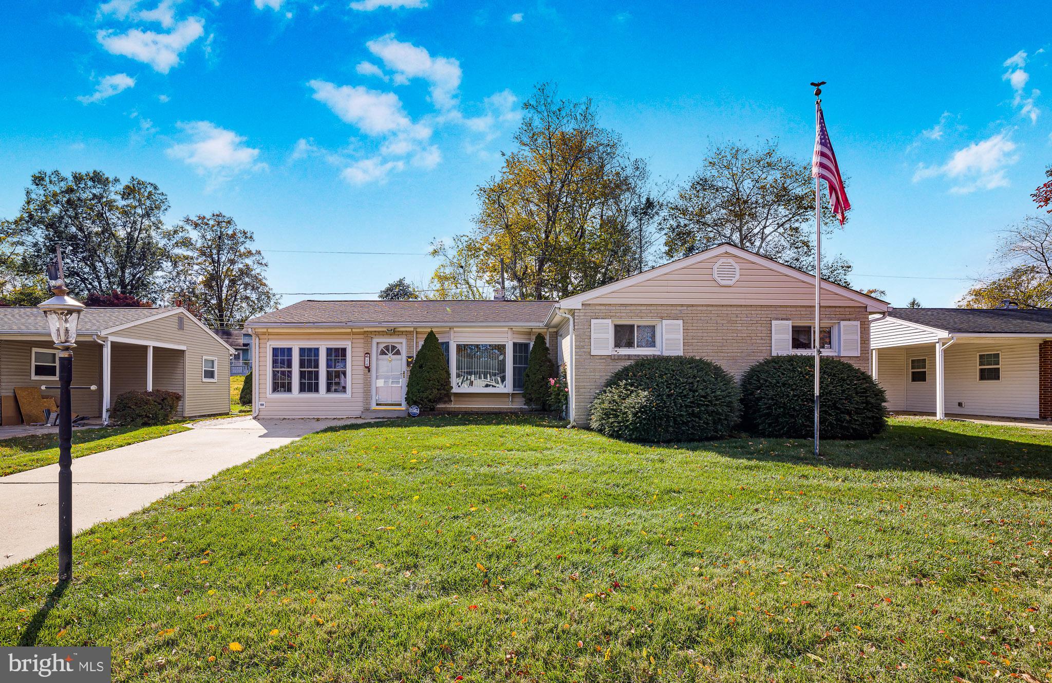 14 Longview Drive Newark, DE 19711 - Photo 2 of 34