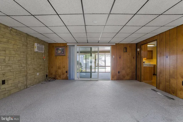 $350,000 | 14 Longview Drive, Newark, DE 19711