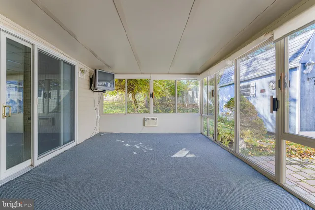 $350,000 | 14 Longview Drive, Newark, DE 19711