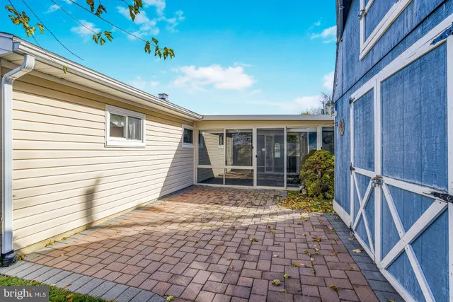 $350,000 | 14 Longview Drive, Newark, DE 19711