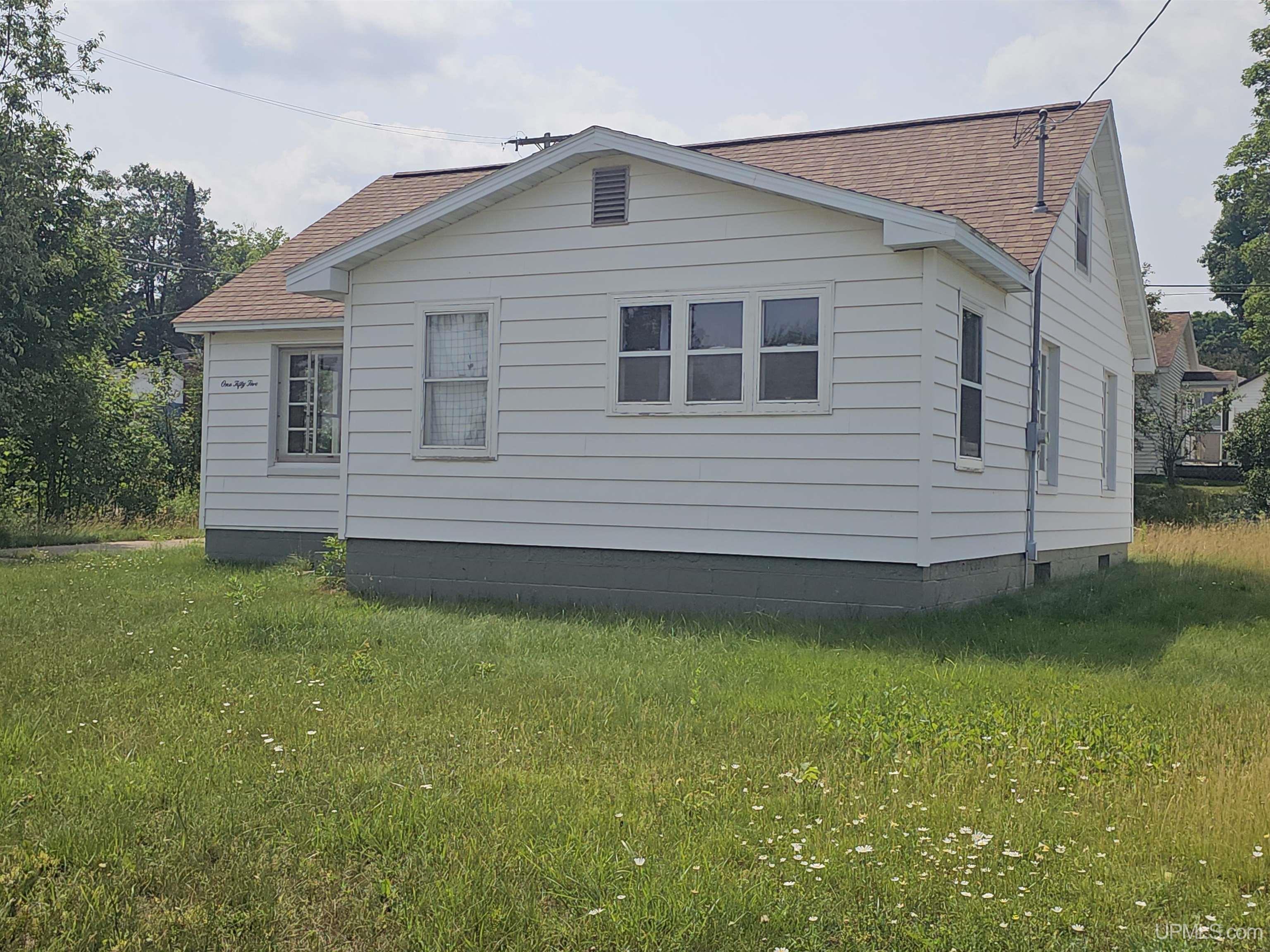 155 Rd PI Ishpeming, MI 49849 - Photo 3 of 21