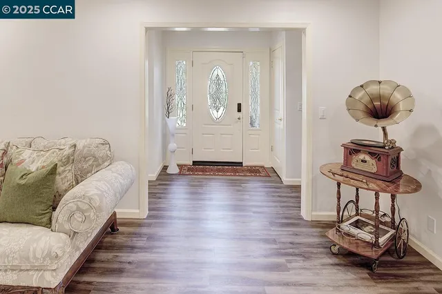 $1,399,800 | 645 Keith Court, Walnut Creek, CA 94597