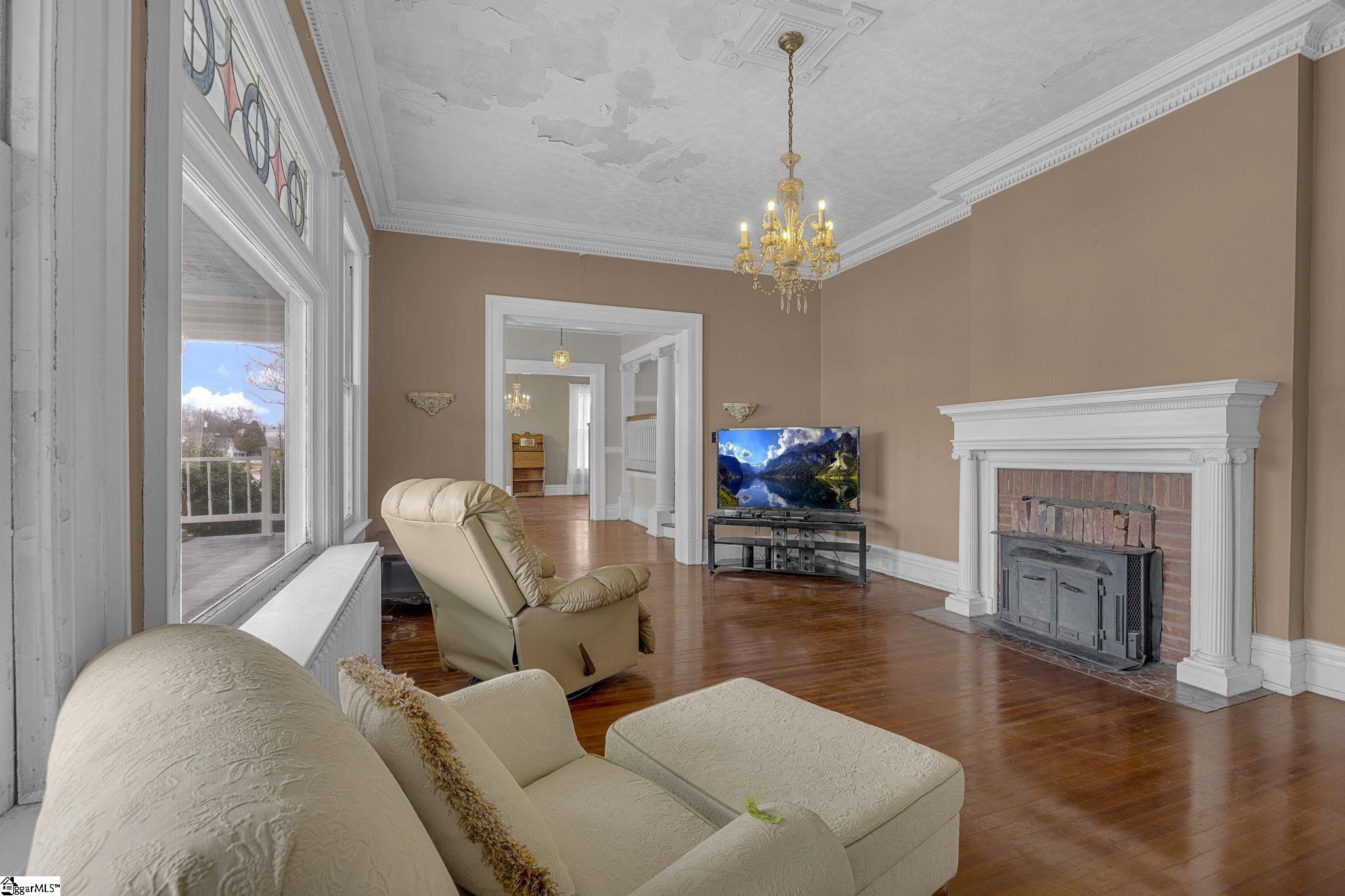 508 North Broad Street Clinton, SC 29325 - Photo 11 of 49