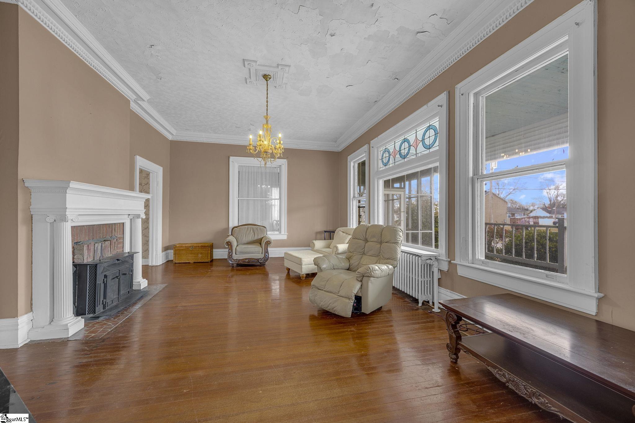 508 North Broad Street Clinton, SC 29325 - Photo 12 of 49