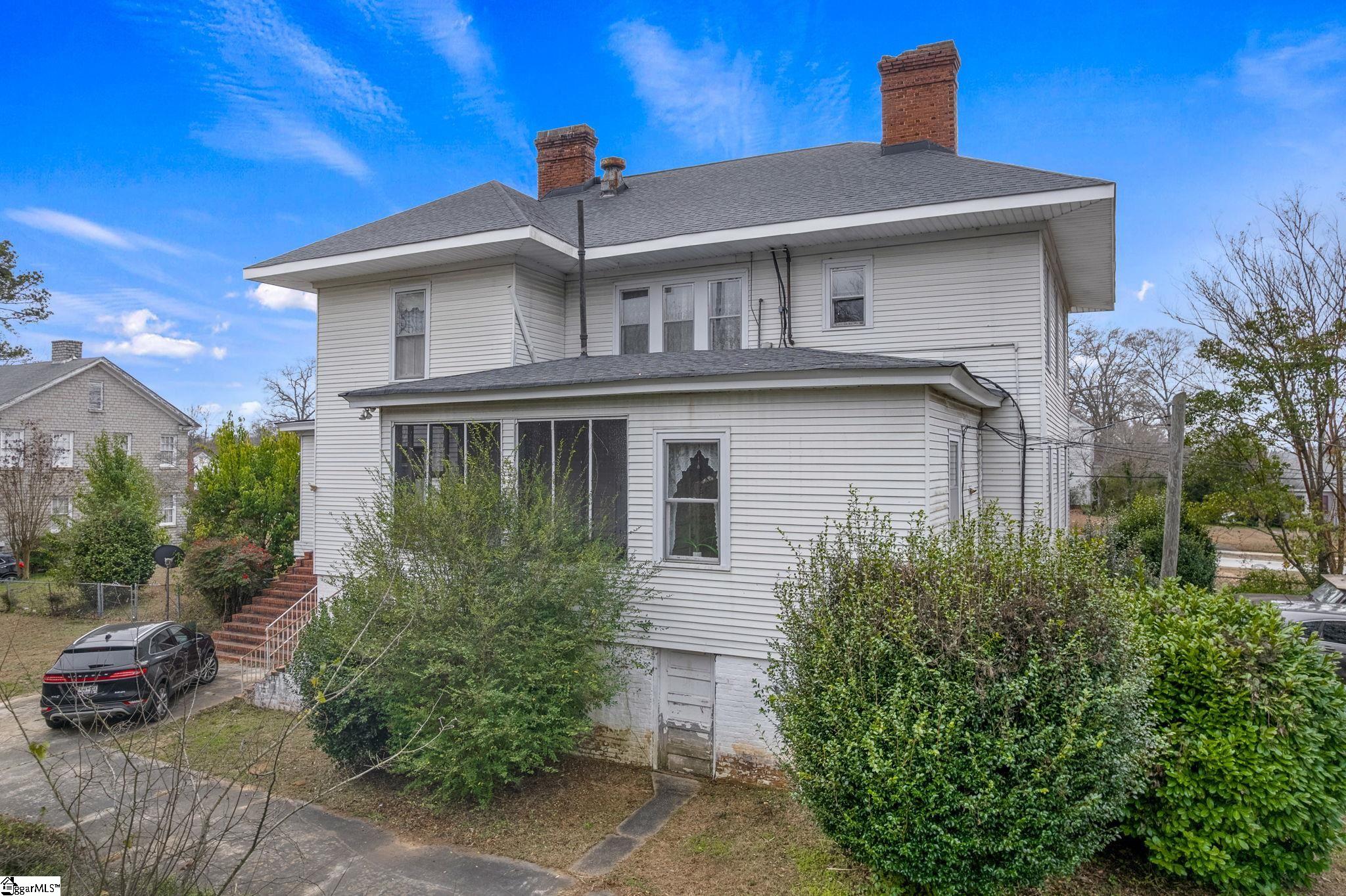 508 North Broad Street Clinton, SC 29325 - Photo 37 of 49