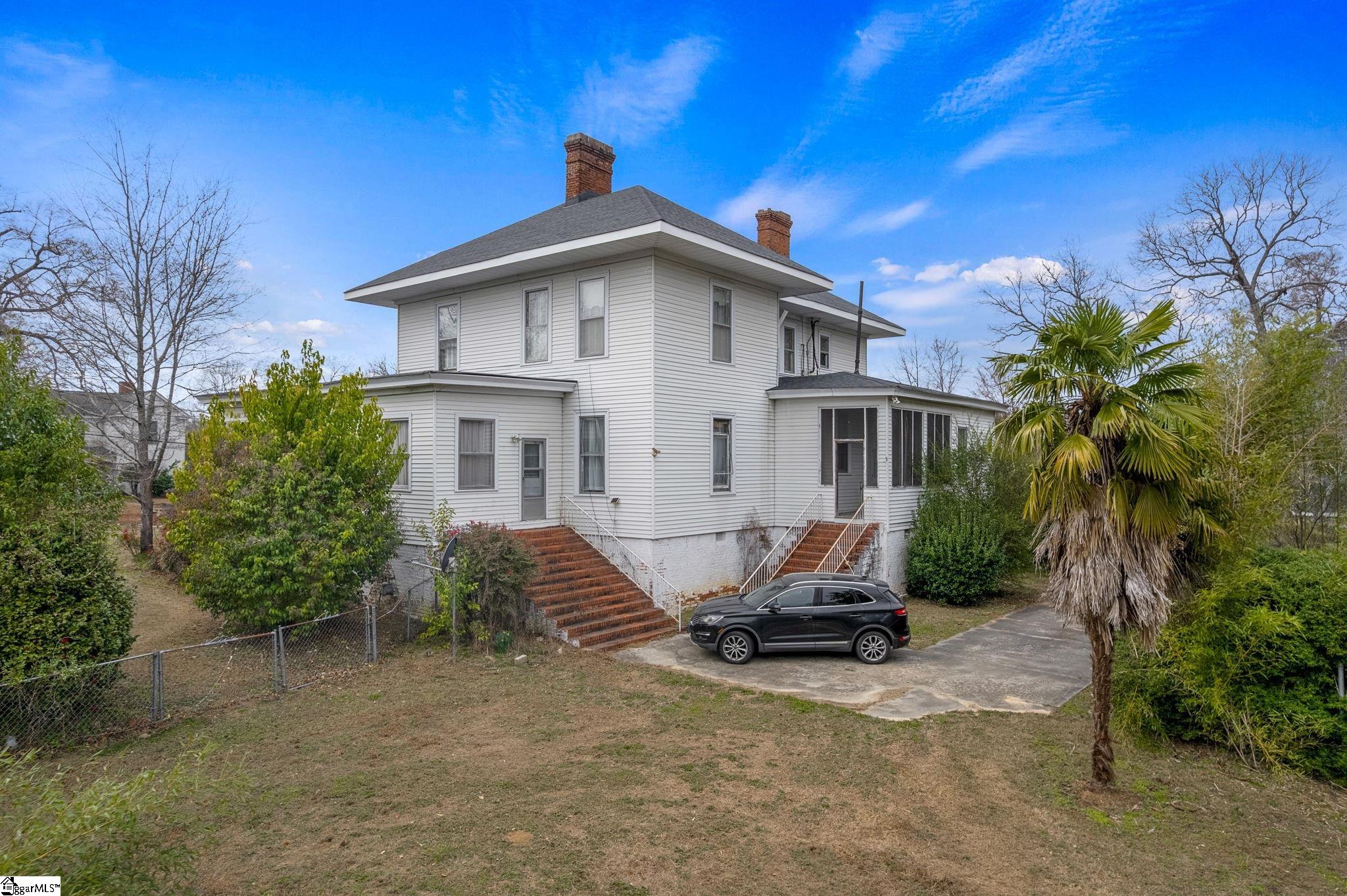 508 North Broad Street Clinton, SC 29325 - Photo 38 of 49