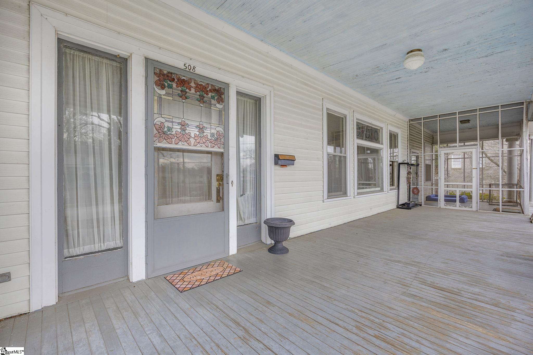 508 North Broad Street Clinton, SC 29325 - Photo 4 of 49