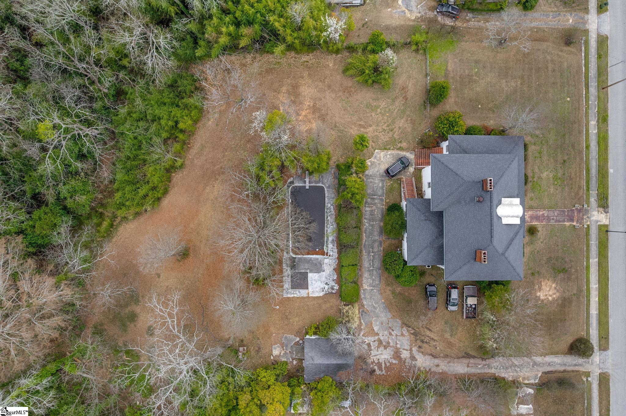 508 North Broad Street Clinton, SC 29325 - Photo 45 of 49