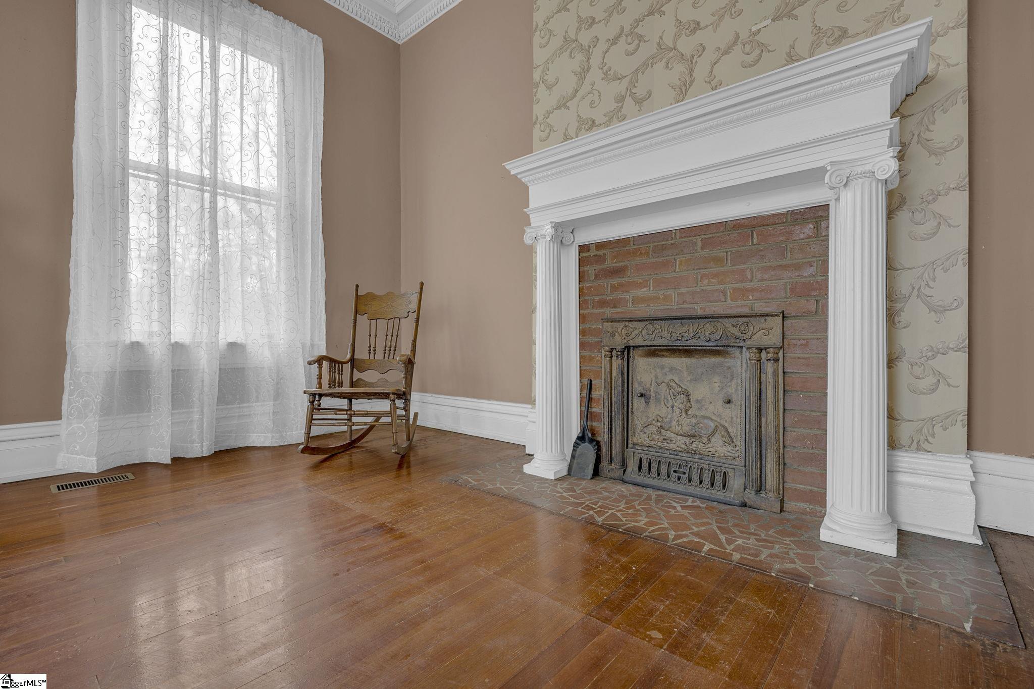 508 North Broad Street Clinton, SC 29325 - Photo 10 of 49