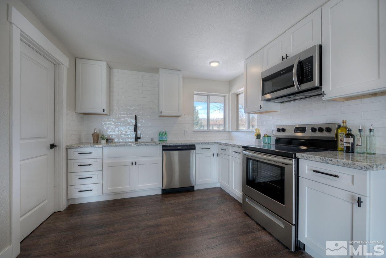 11650 Overland Road Reno, NV 89506 - Photo 3 of 31 Photo 3