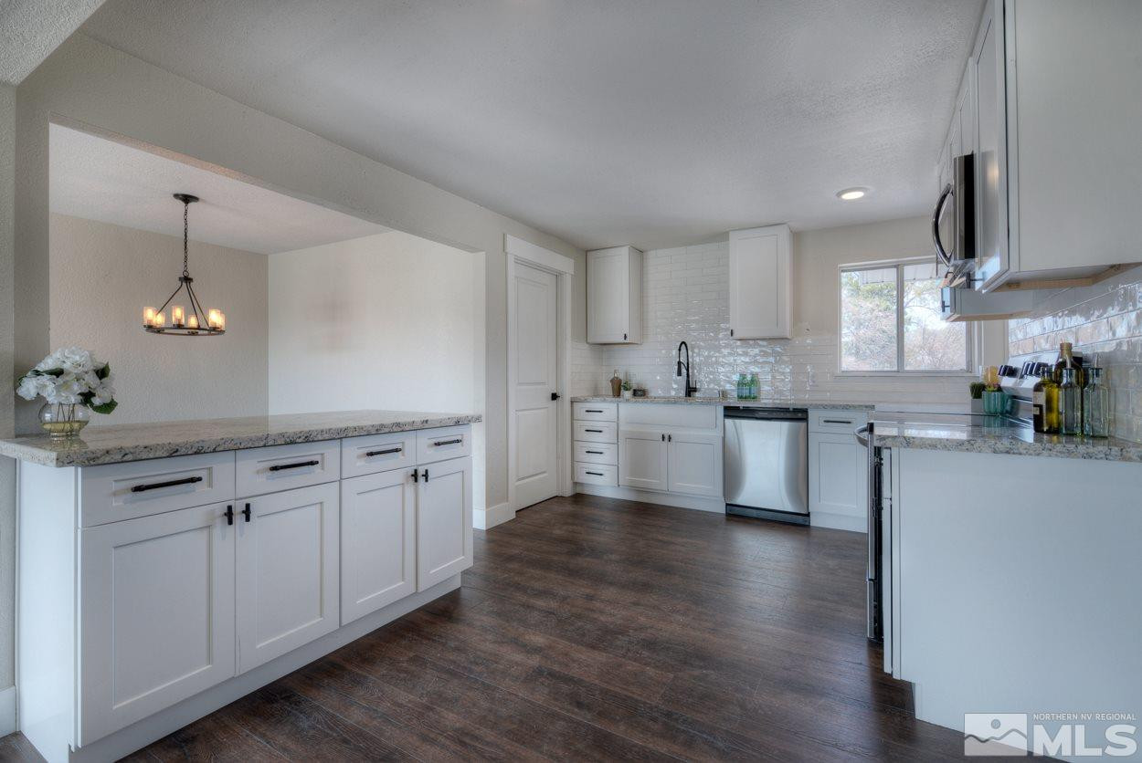 11650 Overland Road Reno, NV 89506 - Photo 6 of 31 Photo 6