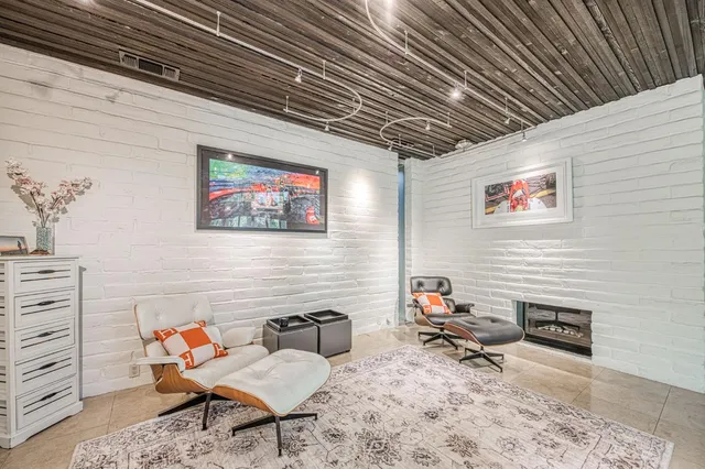 $3,300,000 | 6490 North Sequoia Drive, Fresno, CA 93711