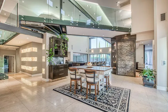 $3,300,000 | 6490 North Sequoia Drive, Fresno, CA 93711