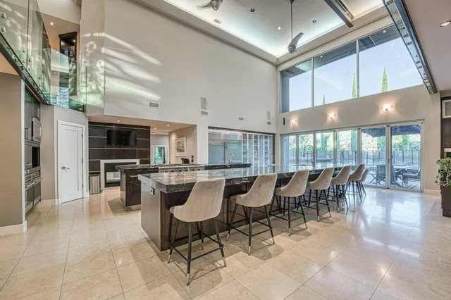 $3,300,000 | 6490 North Sequoia Drive, Fresno, CA 93711