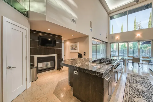 $3,300,000 | 6490 North Sequoia Drive, Fresno, CA 93711