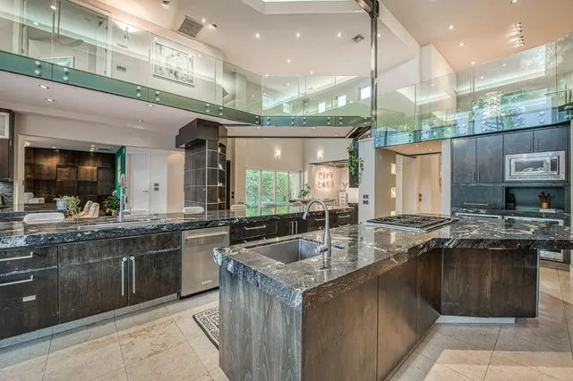 $3,300,000 | 6490 North Sequoia Drive, Fresno, CA 93711