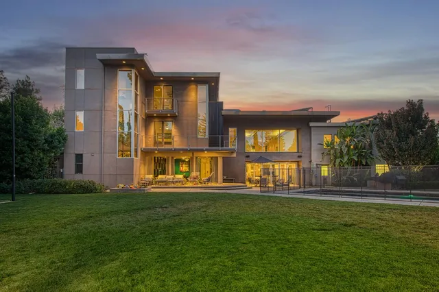 $3,300,000 | 6490 North Sequoia Drive, Fresno, CA 93711