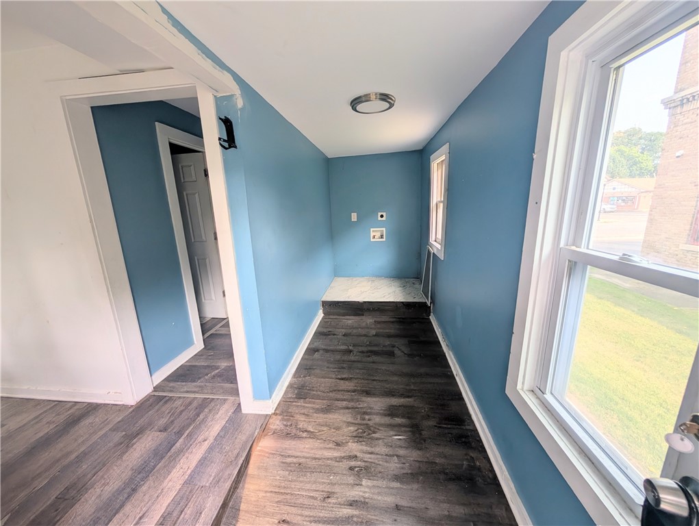 869 Genesee Street Rochester, NY 14611 - Photo 5 of 21