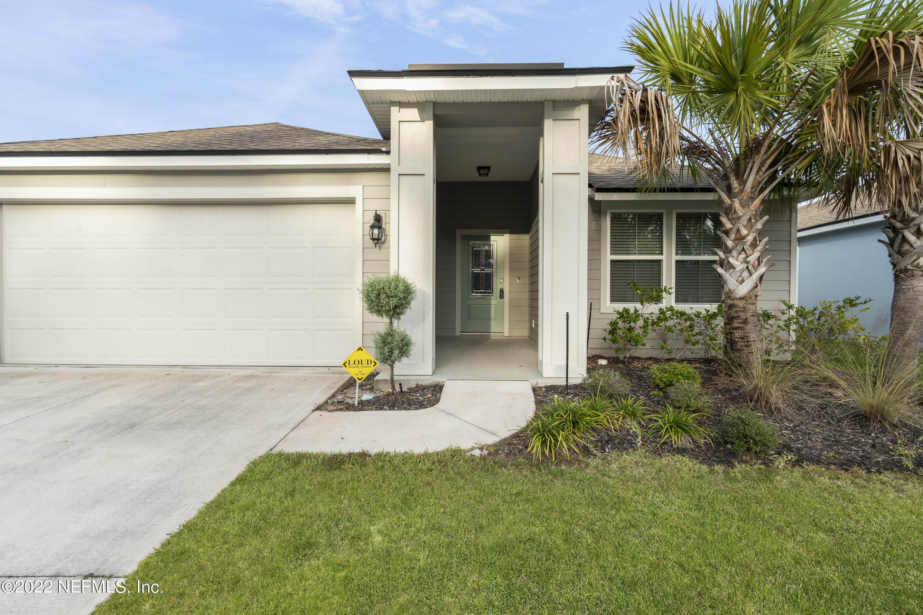 8015 Island Fox Road Jacksonville, FL 32222 - Photo 4 of 46 04