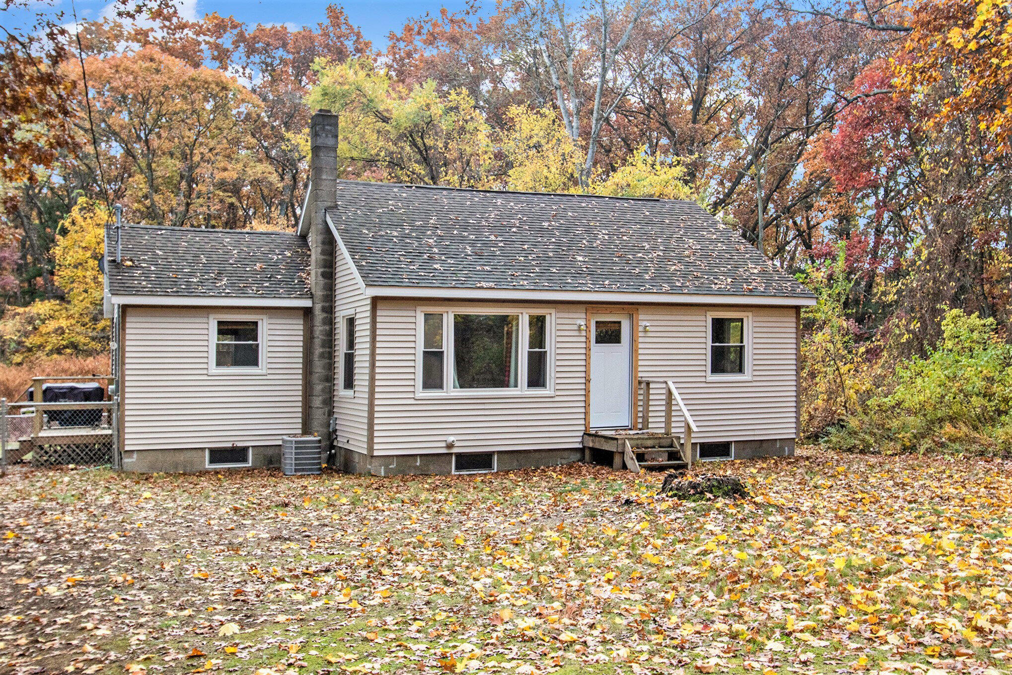 3025 Hall Road Muskegon, MI 49442 - Photo 5 of 28 002_s22a2332