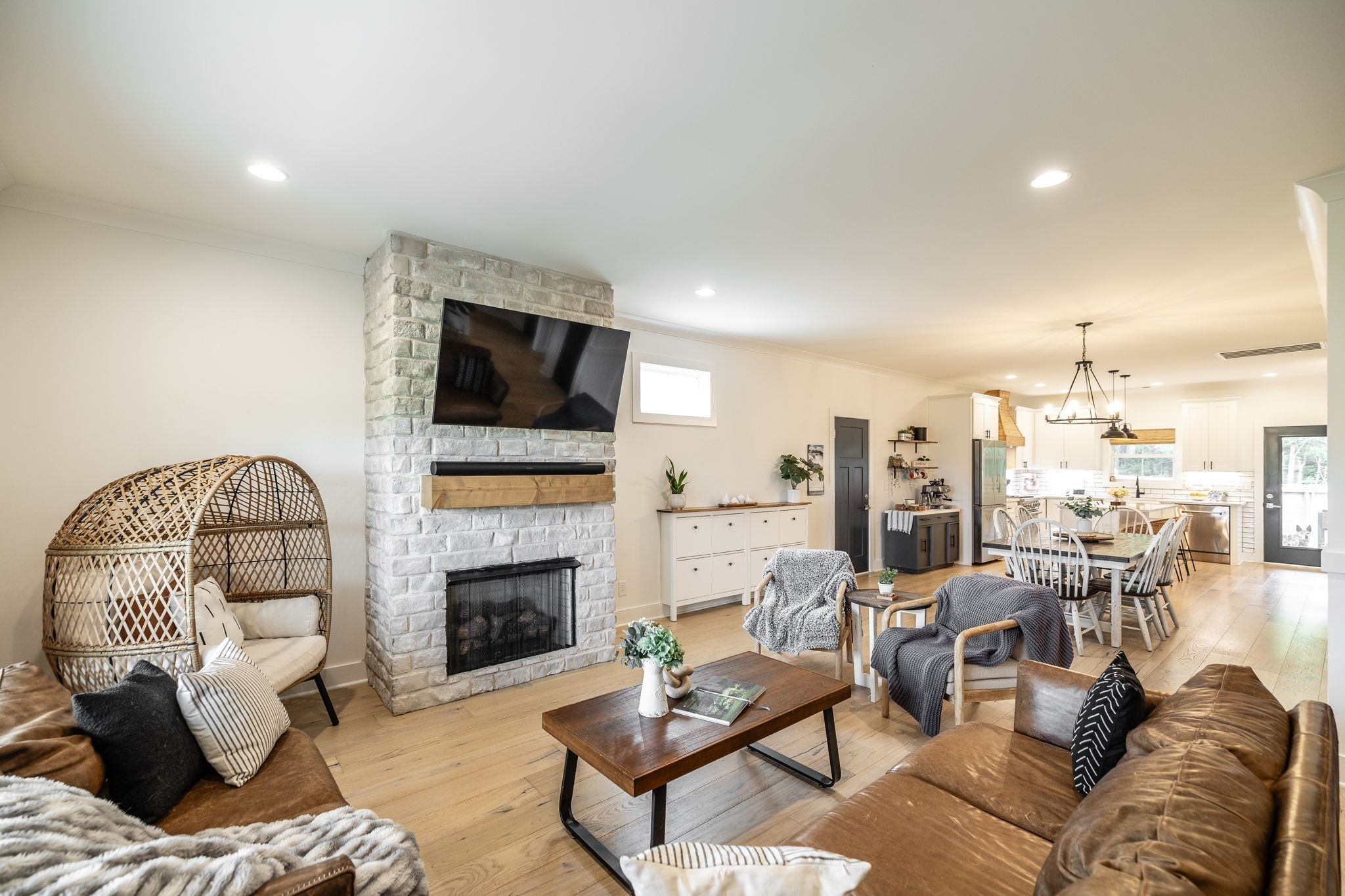 1446 Littleton Ranch Road Castalian Springs, TN 37031 - Photo 8 of 38 Gallery Image 8